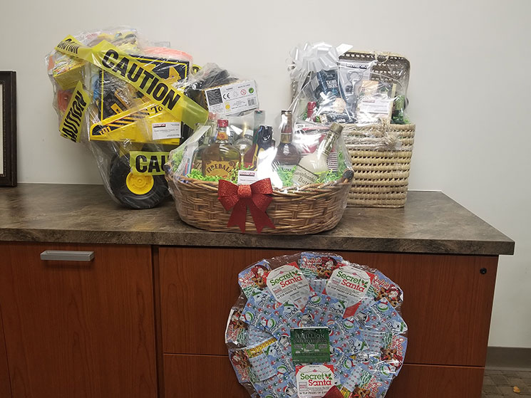 Swank Employees Rally To “Share The Joy” This Holiday Season